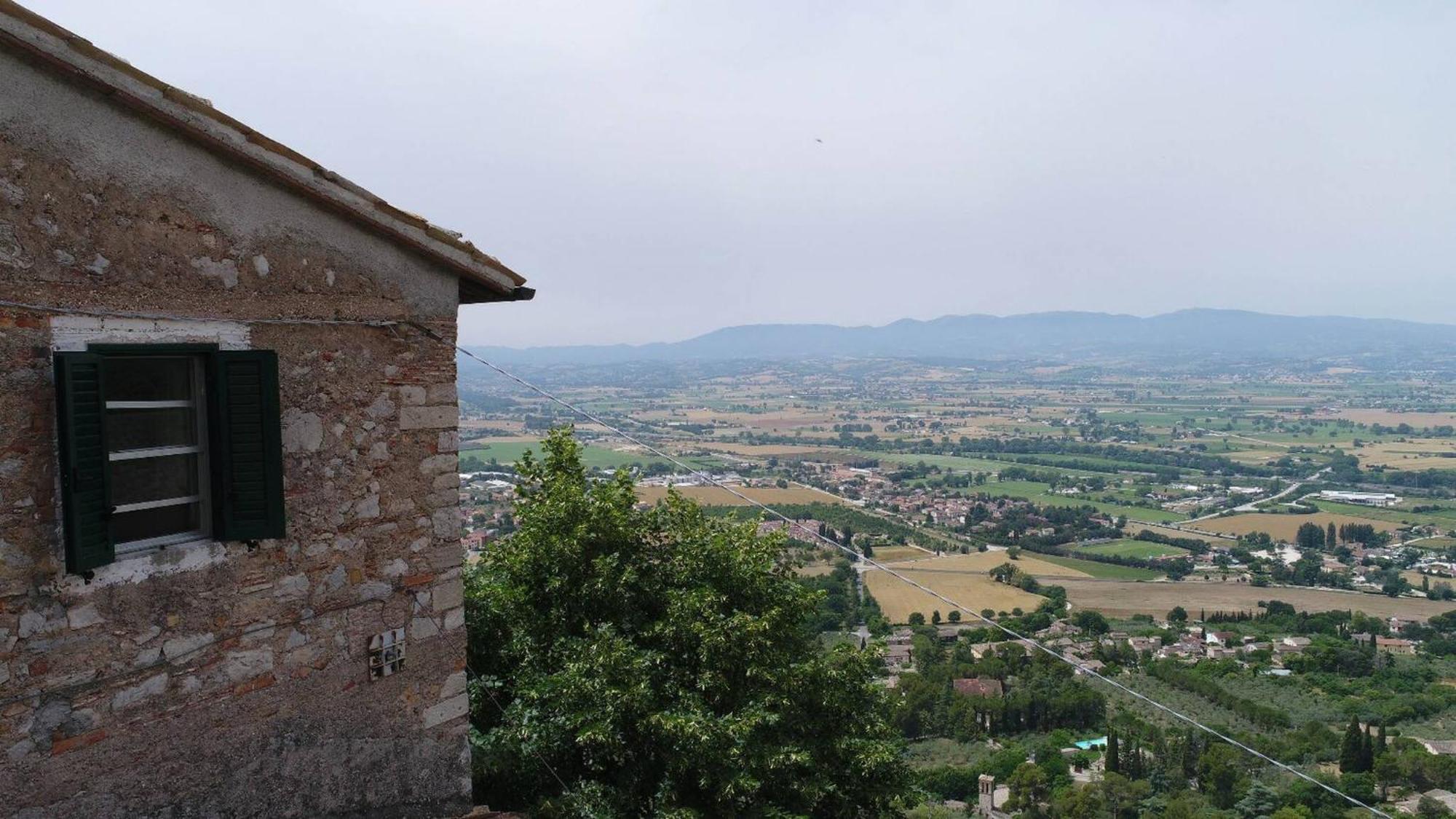 Villa Rurale Nei Pressi Castello Campello sul Clitunno Eksteriør billede