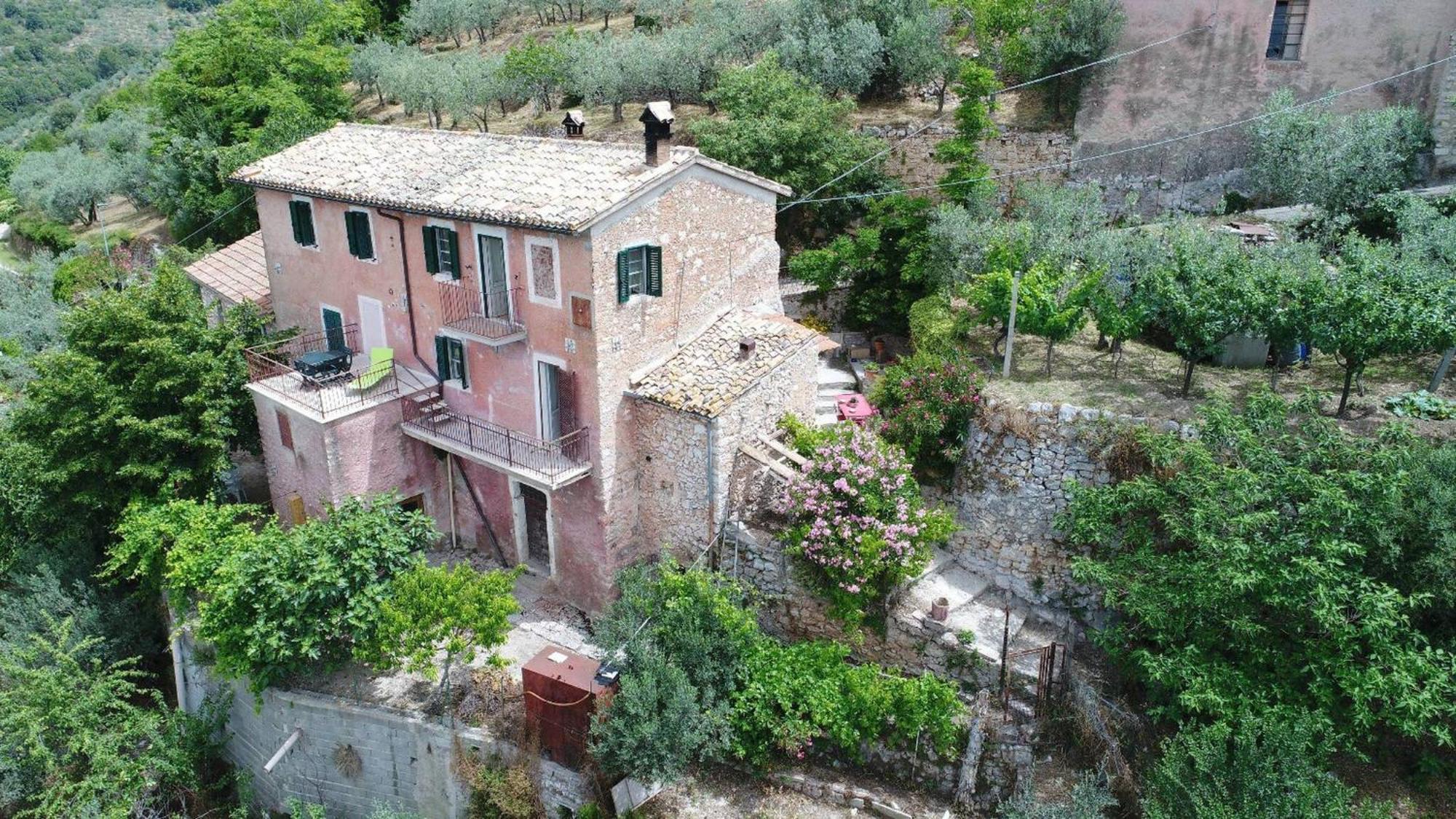 Villa Rurale Nei Pressi Castello Campello sul Clitunno Eksteriør billede